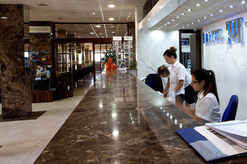 Hotel Univers Roses Exterior photo